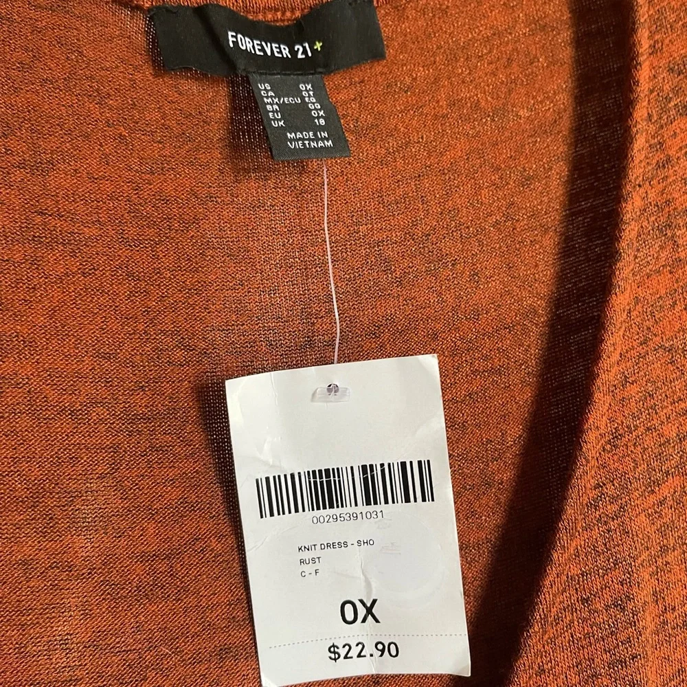 V Neck Dress - Picture 2 of 5